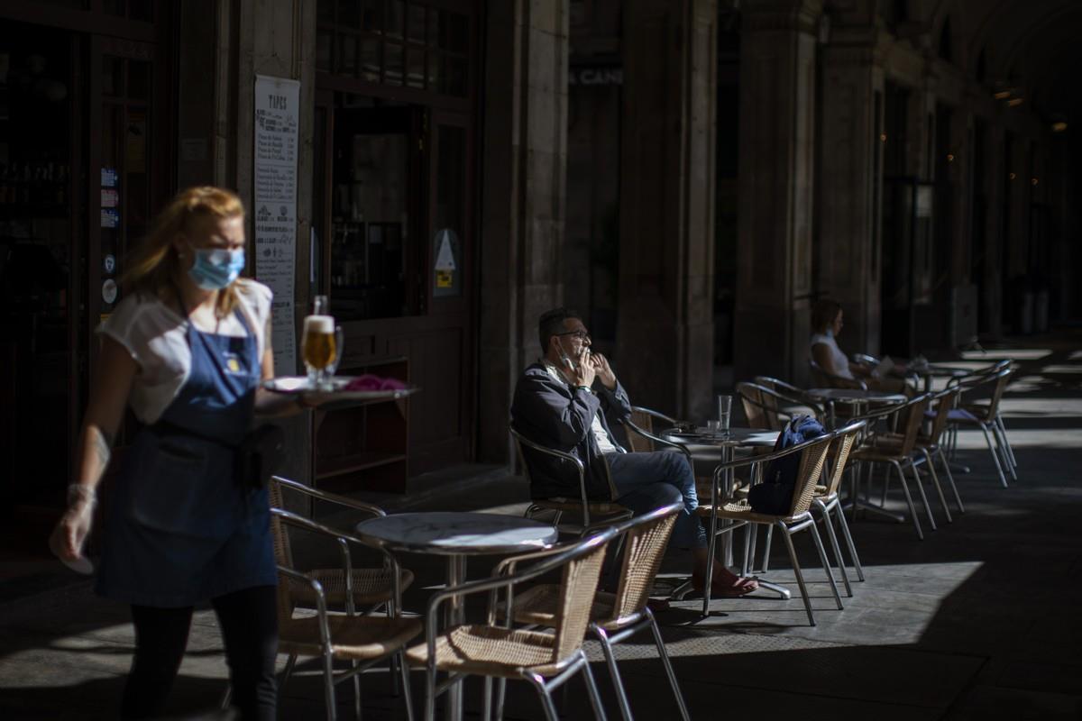 Espanha proíbe salário diferente entre homens e mulheres