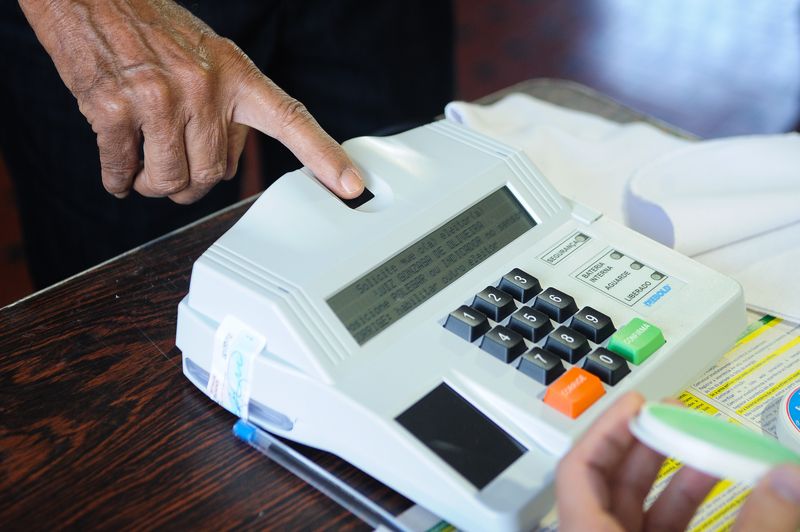 Eleitor tem até esta quinta-feira para justificar ausência no 1º turno