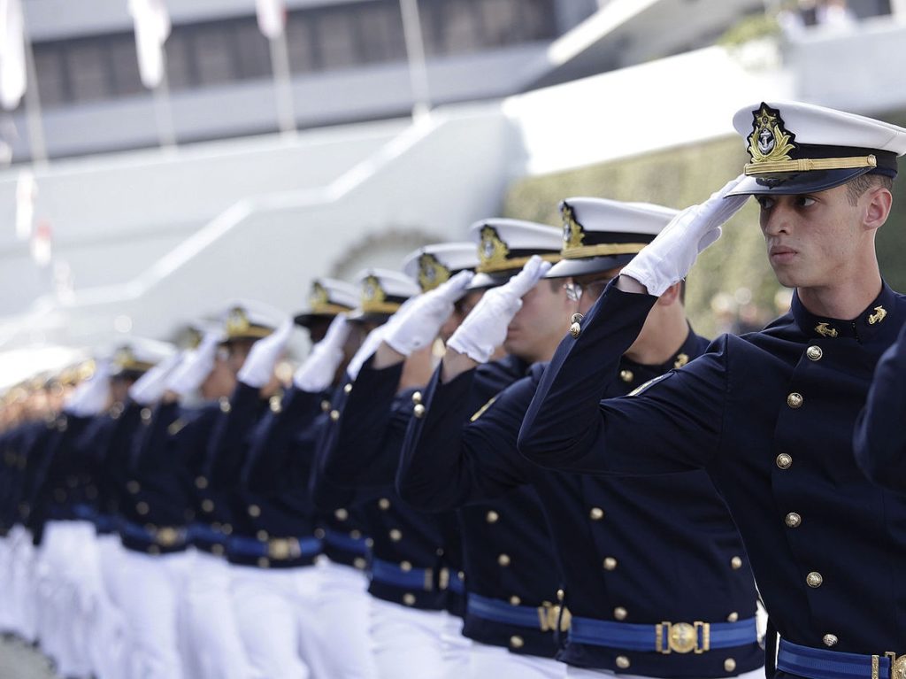 Marinha do Brasil lança edital de concurso para fuzileiros com salários até R$ 1.926