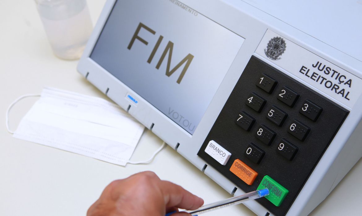 Último dia para justificar ausência no 2º turno das eleições 2020