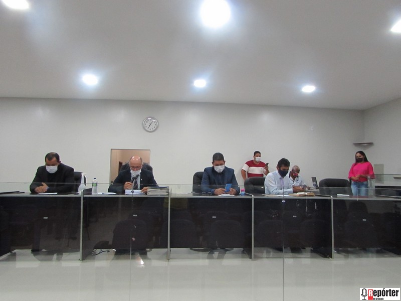Sessão Ordinária da Câmara Municipal de São Félix do Araguaia aprova Moção de Pesar a servidora municipal Dinalva Ribeiro