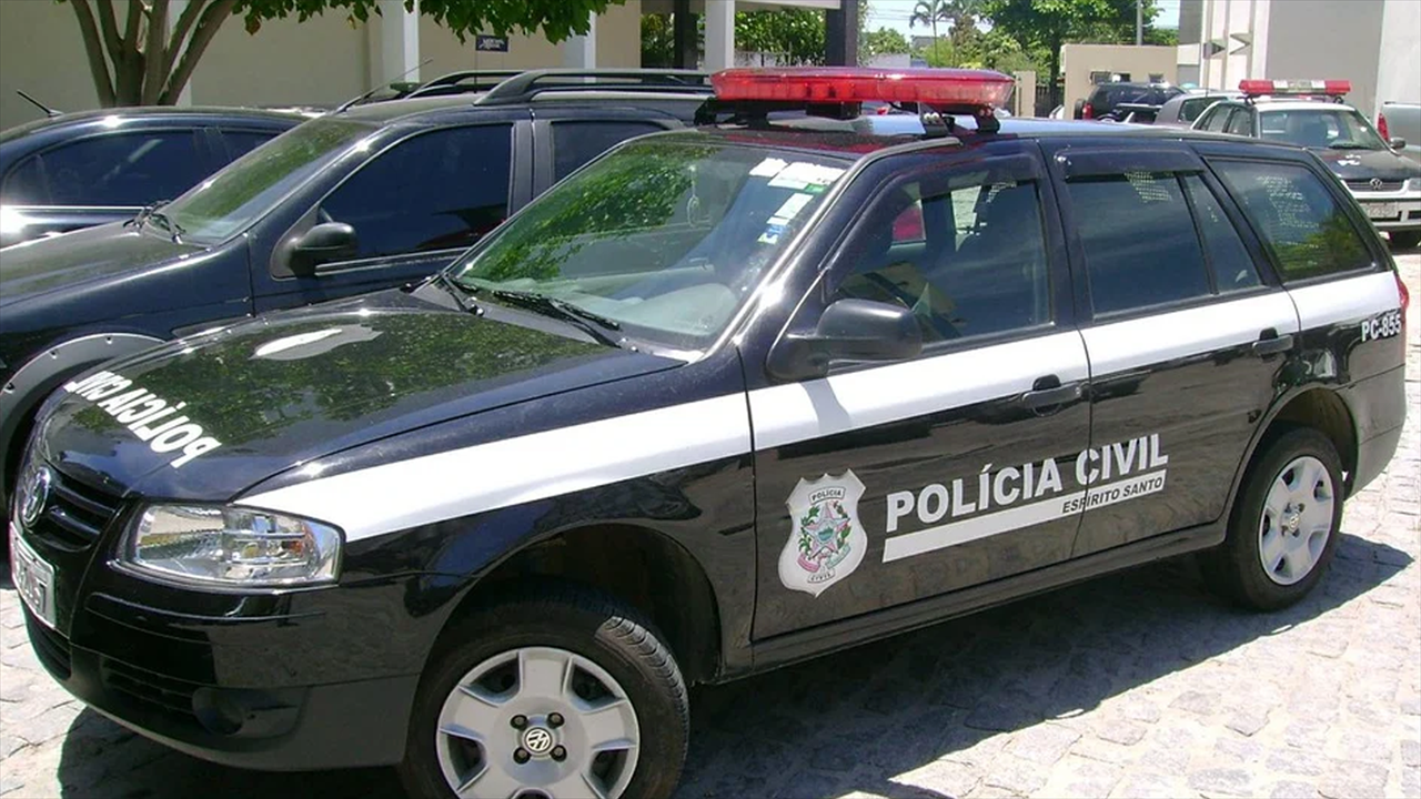 Delegada e policial civil do ES condenadas por extorsão e tortura são presas