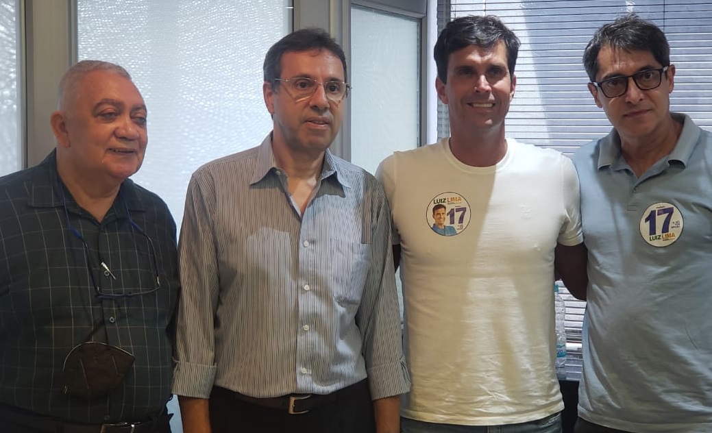Luiz Lima participa de encontro na Cidade do Samba e apresenta seu plano para o carnaval do Rio