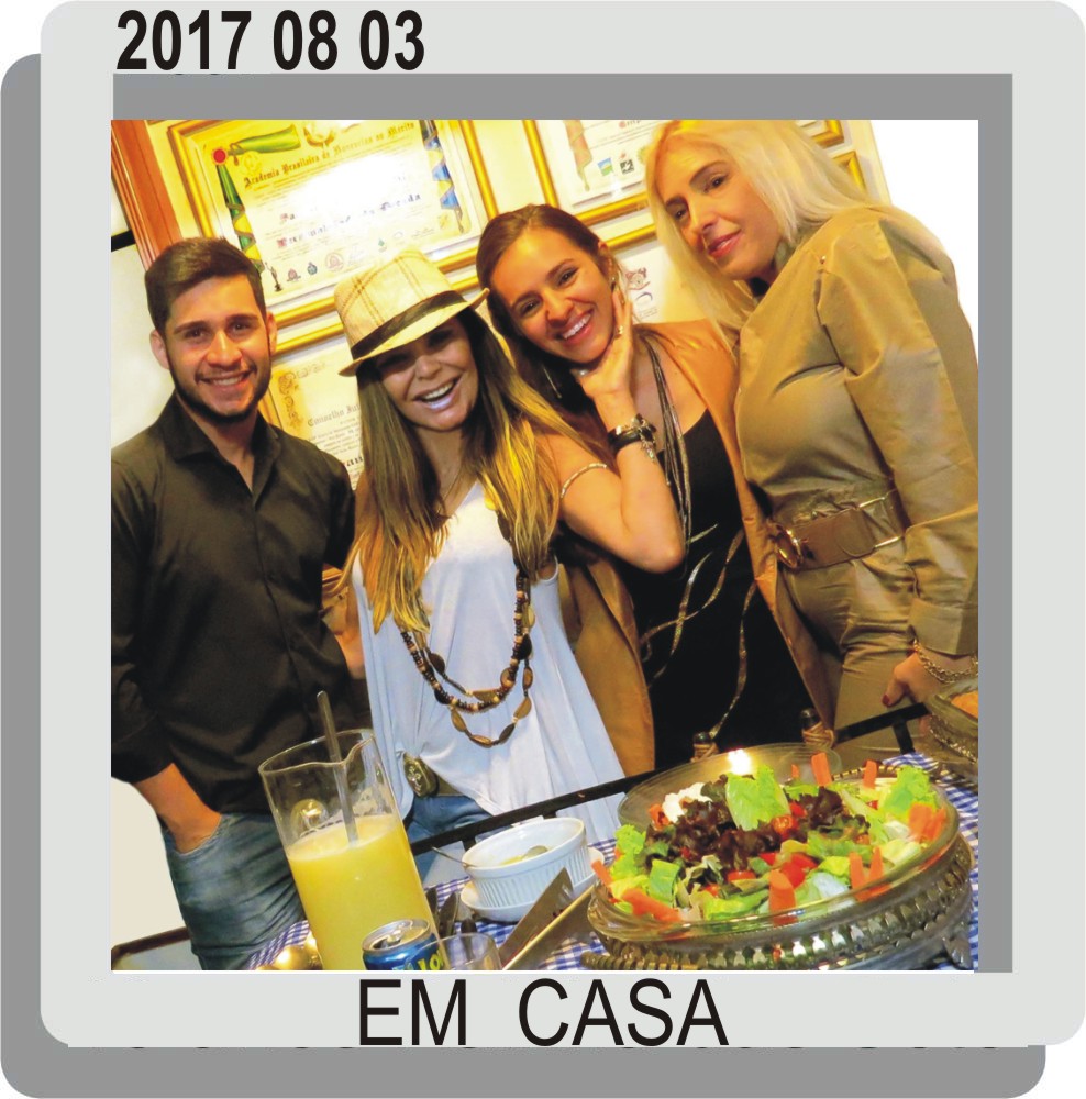 Em Casa