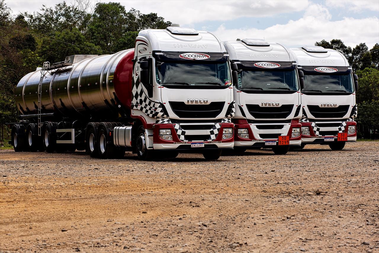 Rodofama Transportes adquiri 22 caminhões IVECO Hi-Ways 6x2