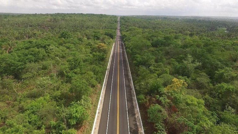 DNIT revitaliza 150 km de pista da BR- 343, no Piauí