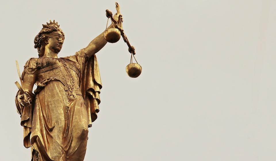 Derecho, Sistema y Legitimación. La Propuesta Habermasiana:  La Superación Individualista del 